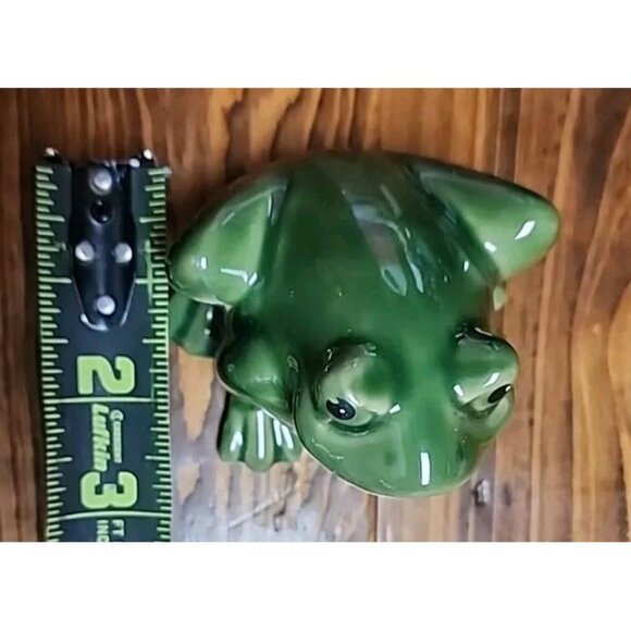 Frog Figures, Three Different. Collectible, Decorative. Pond, Garden, Planter - Picture 11 of 12